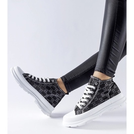 Crne tenisice ukrašene monogramom Terenzio crna 1