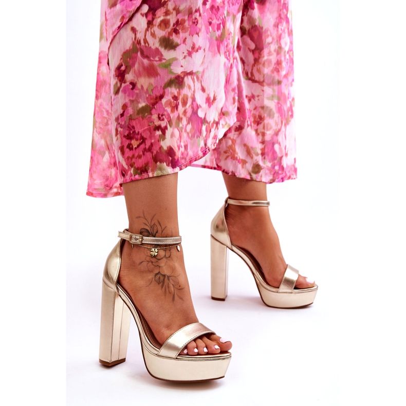 Sweet Shoes Kožne sandale na visokoj šipki i platformi Golden Sky Dream zlatna 1