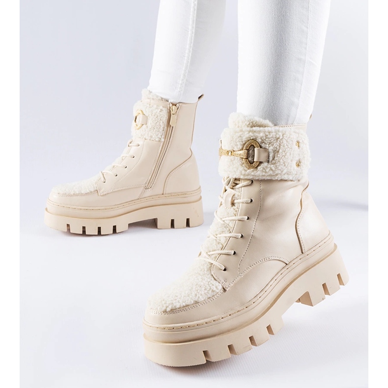 Bež izolirane radničke čizme s Highland kopčom 1