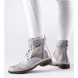Srebrne ažurne ravne čizme Reevesa srebro 1