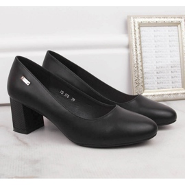 Crne cipele na ukrasnom stupu od Sergio Leonea crno 2