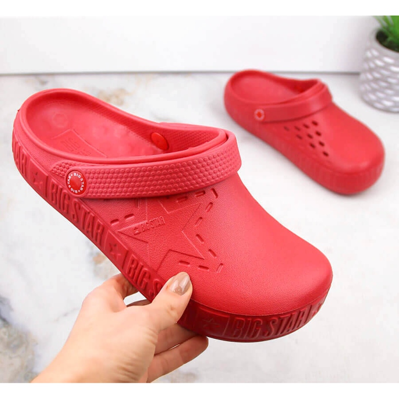 Ženske papuče kroks crvene Big Star II275004 crvena 1