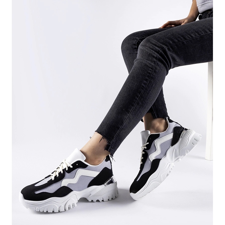 Crne i sive masivne Gironic tenisice crno 1