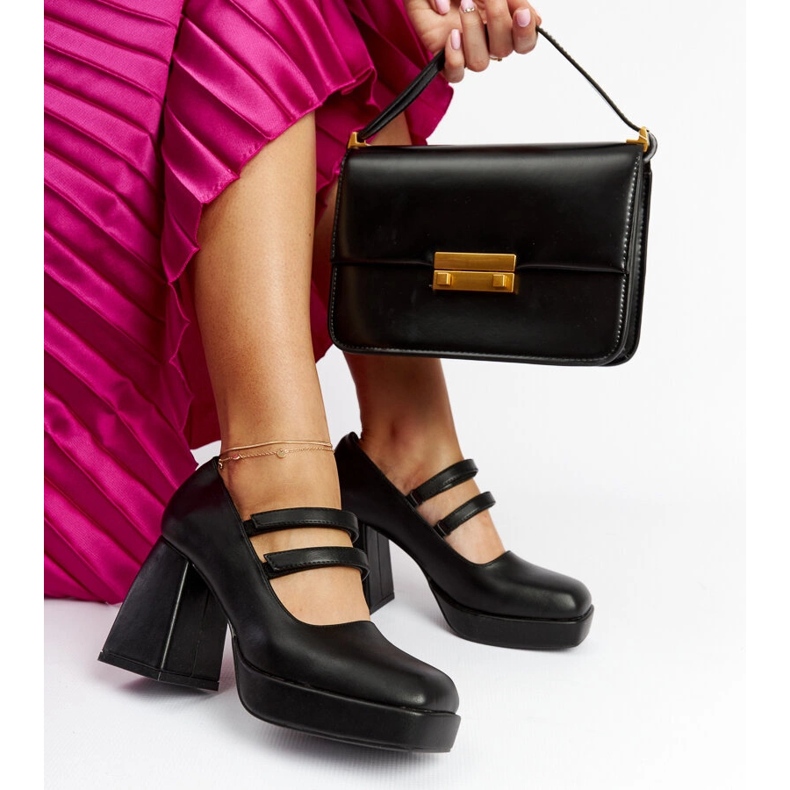 Cher crne cipele s masivnom blok petom crna 1