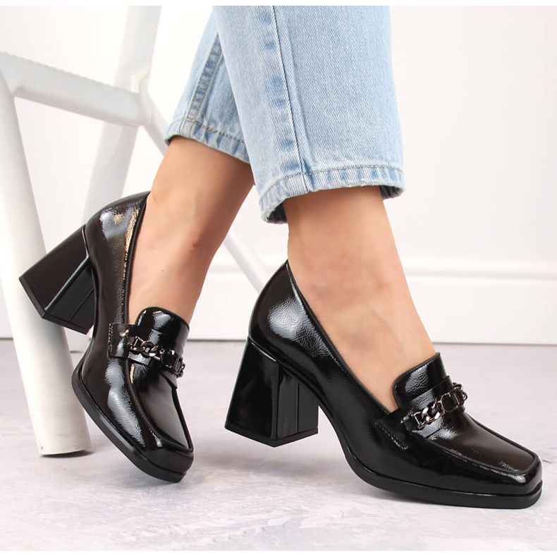 Ženske lakirane cipele s ukrasnom petom, crne Potocki 12322 bež 1