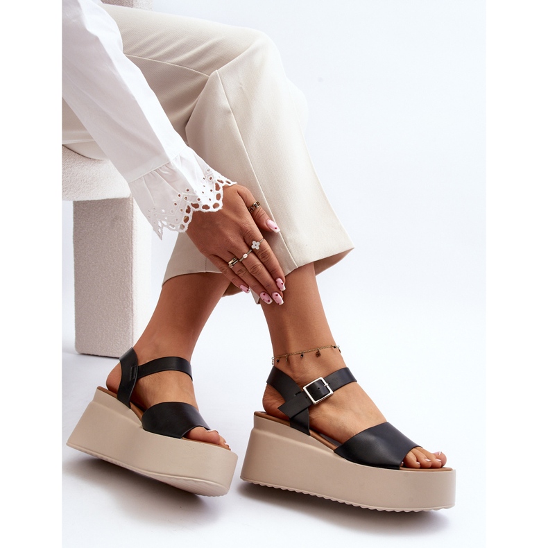 Ženske crne sandale na klin Geferia crna 1