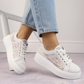 Ženske čipkaste sportske cipele s platformom, bijele S.Barski HY025 bijela 1