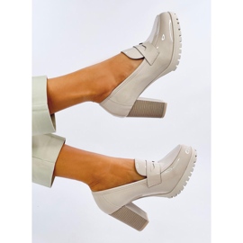 Jeffis bež lakirane mokasine s petom 1