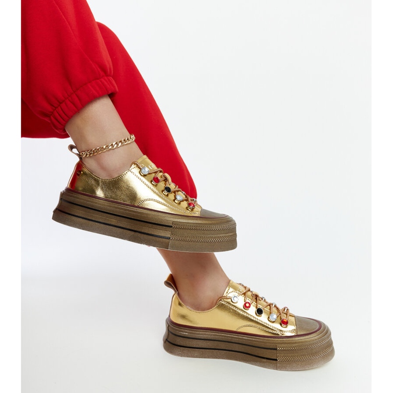 Zlatne tenisice na platformi GOE NN2N4055 zlatna 2