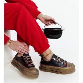 Crne tenisice na platformi GOE NN2N4053 crno 1