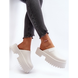 Ženske japanke s masivnim potplatom Big Star NN274015 Bijele bijela 1