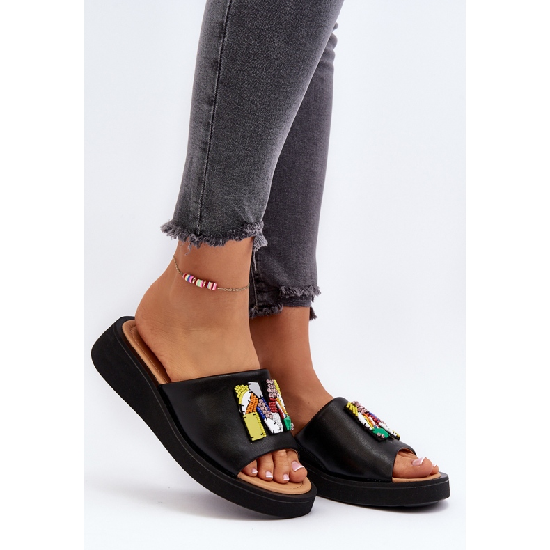 Vinceza Ženske kožne japanke s crnim Asames ukrasom crna 2