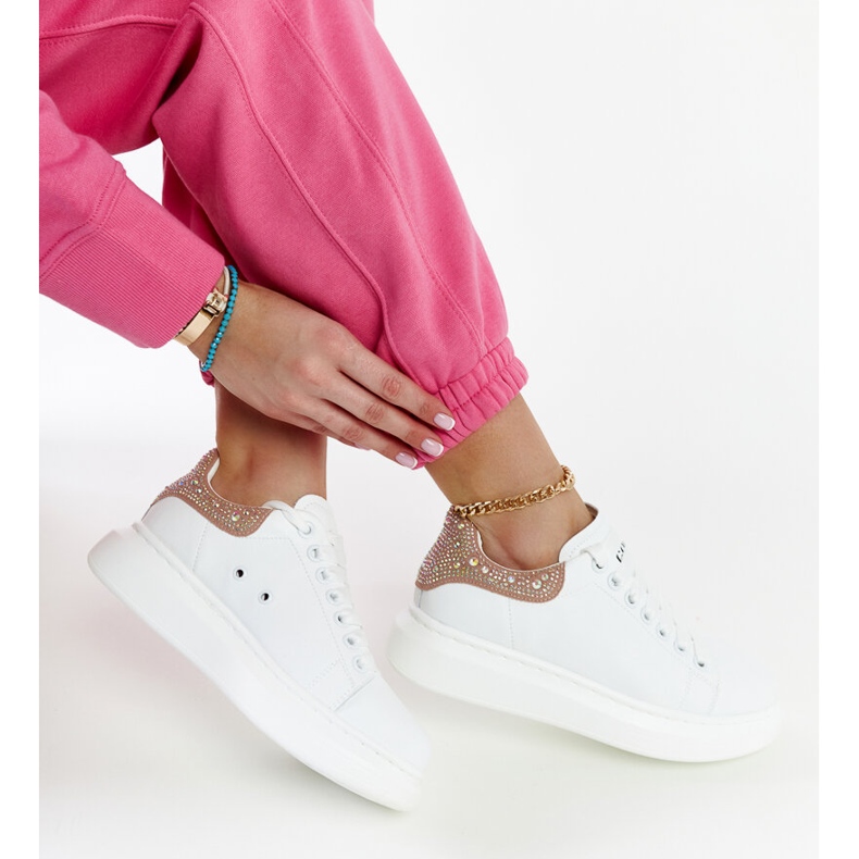 Bijele tenisice na platformi GOE JJ2N4051 bijela 1