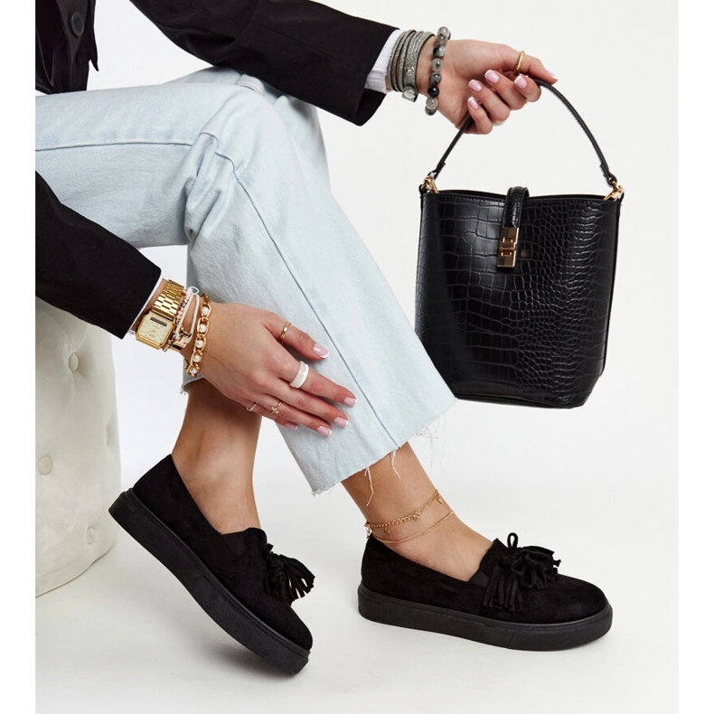 Crne cipele s resicama iz Adaldride crna 1