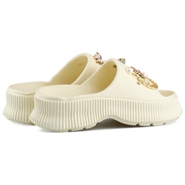 Ženske bež gumene japanke s ukrasima 1