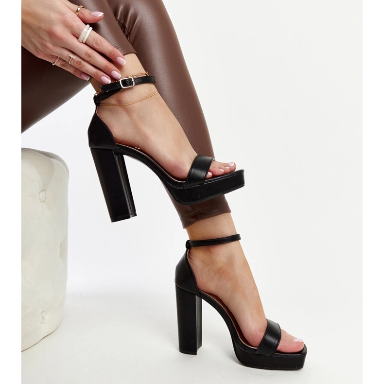 Crne Nariman sandale na visoku petu crna 1