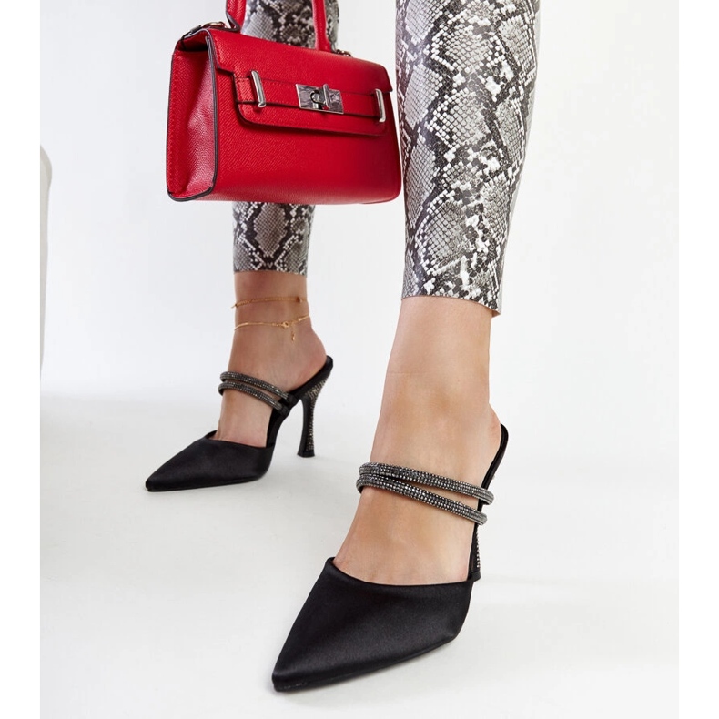 Crne Raffaelina japanke na visoku petu crna 1