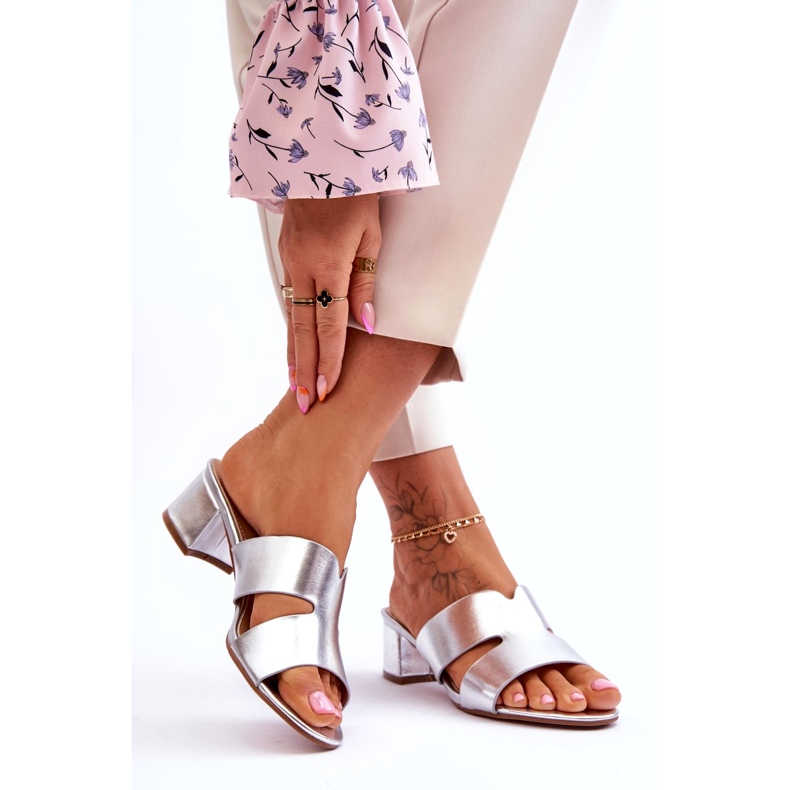 Joia Klasične kožne papuče s niskom petom, srebrne srebro 1