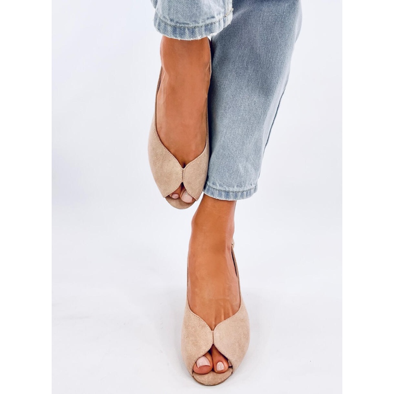 Venus kaki sandale na petu bež 1