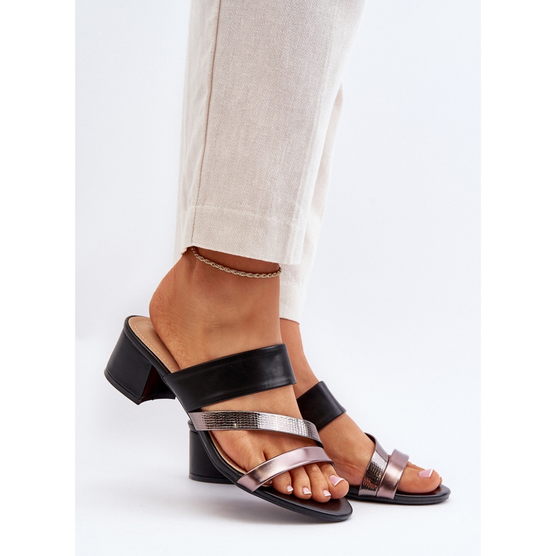 Ženske japanke na nisku petu crne Rosila crna 2