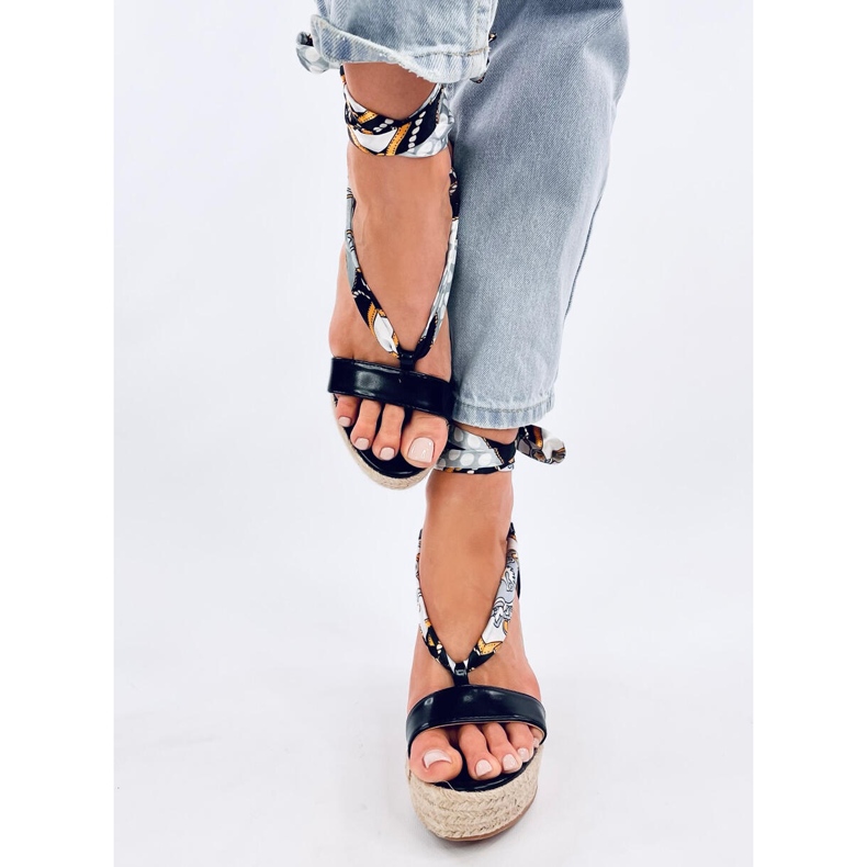 Birrel Crne sandale s espadrilama na klin crno 1