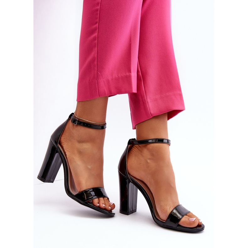 Crne Thakko sandale na visoku petu crna 2