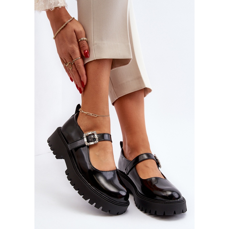 Ženske lakirane cipele s ukrasnom kopčom, crne Lindnessa crna 2