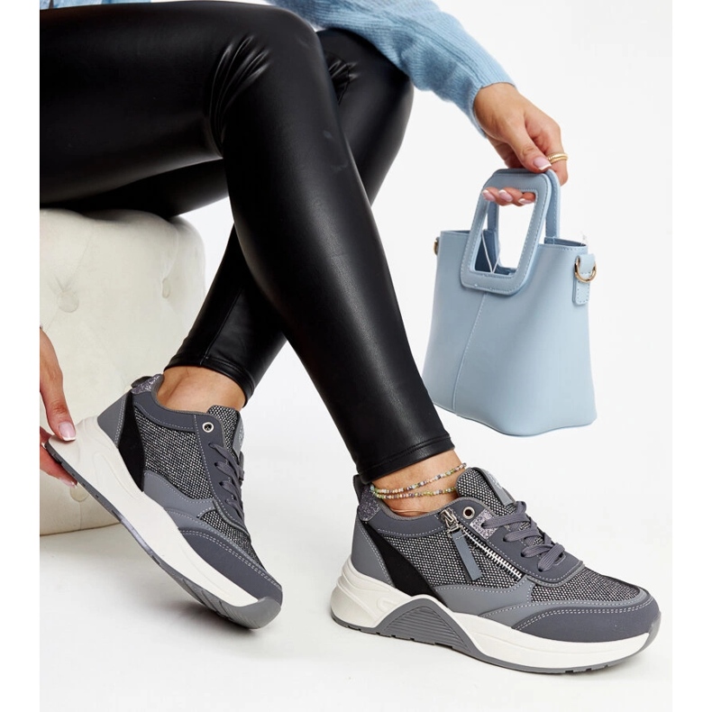 Sive sjajne tenisice na platformi Makda siva 1