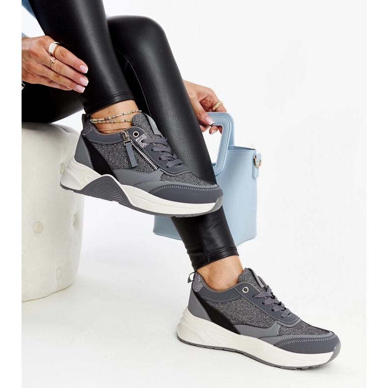 Sive sjajne tenisice na platformi Makda siva 2