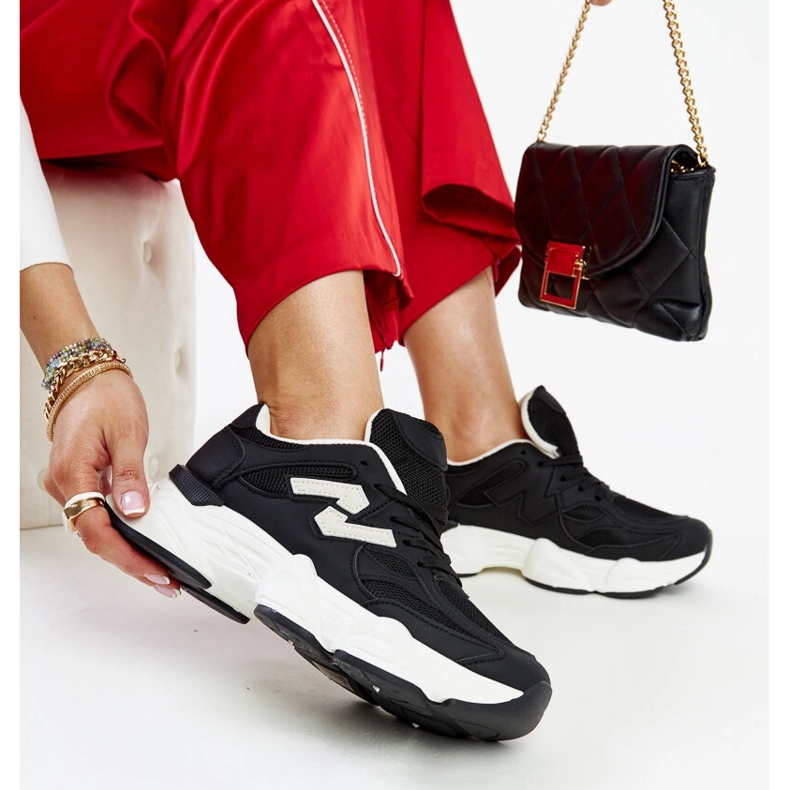 Crne tenisice s masivnim Gergely potplatom crno 1