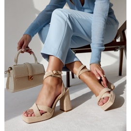 Salla sandale s visokom petom u bež antilop boji 1