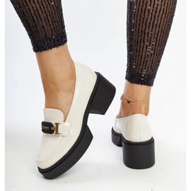 Vinceza Bež lakirane cipele s visokom petom iz Vinceze 2