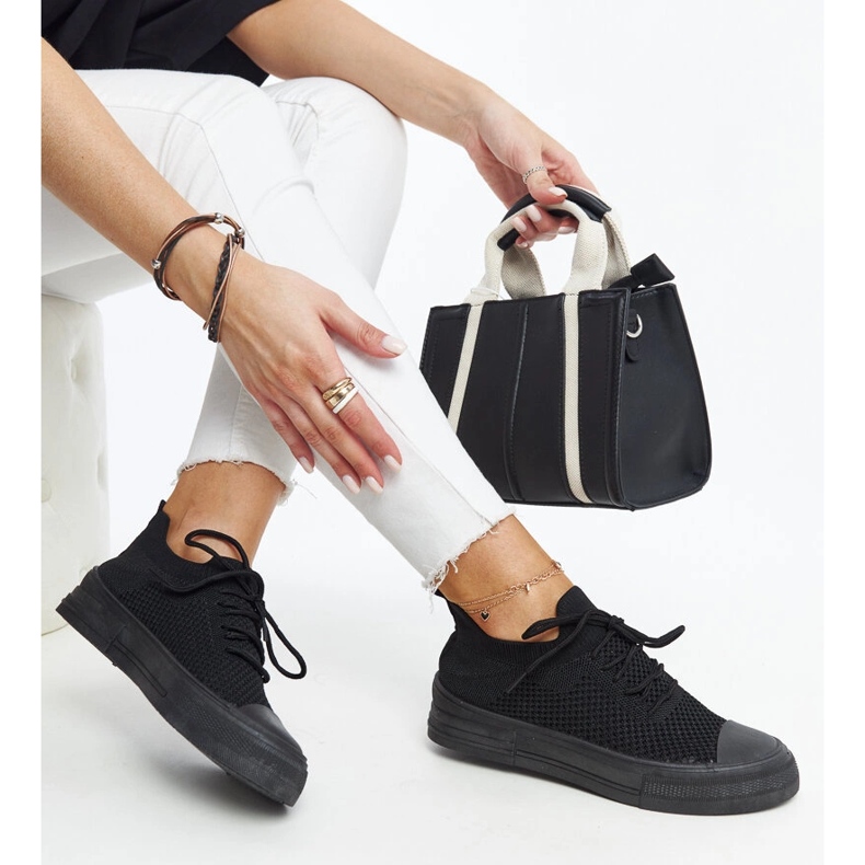 Crne lagane sportske tenisice marke Senaida crna 1