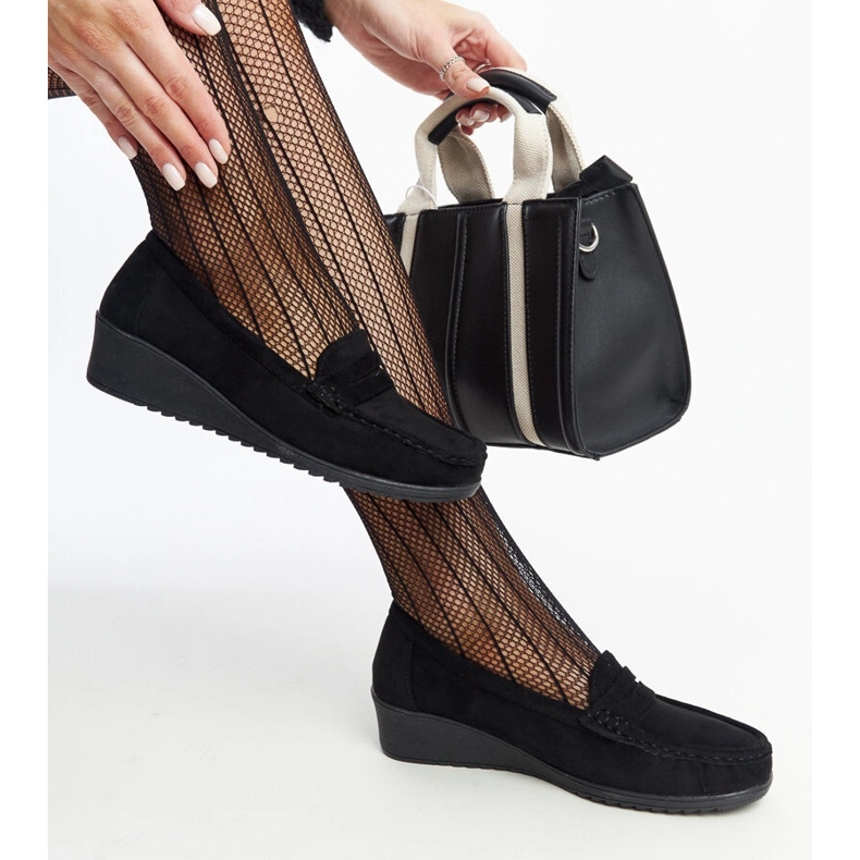 Sakena natikače na klin od crne antilop kože crna 1