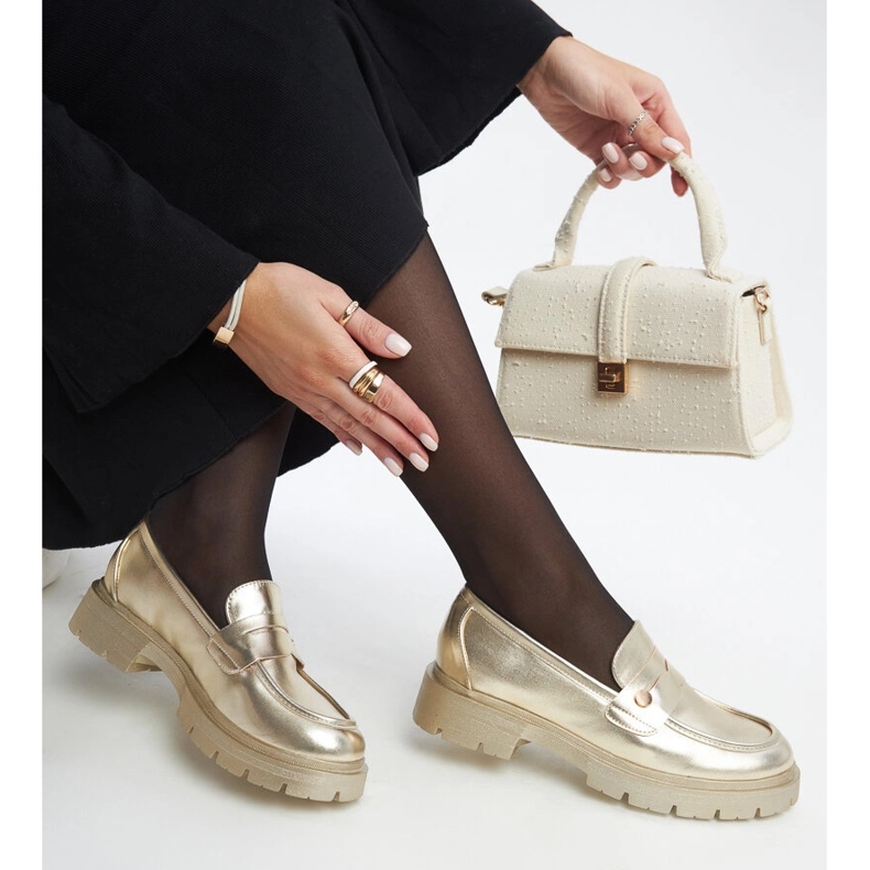 Zlatne mokasine od eko kože Mladenka zlatna 1