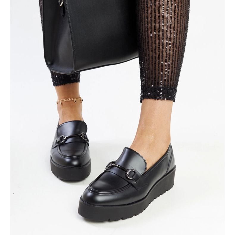 Oili crne natikače na wedge crna 1