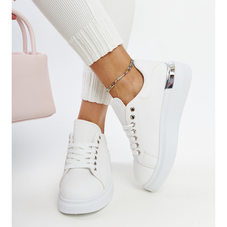 Bijele sportske cipele Meriana bijela 2