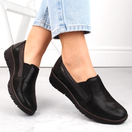 Ženske udobne kožne cipele, crne Helios 350.015.011 crno 1