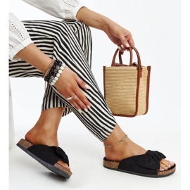 Crne japanke s Aamu plutanim potplatom crna 1