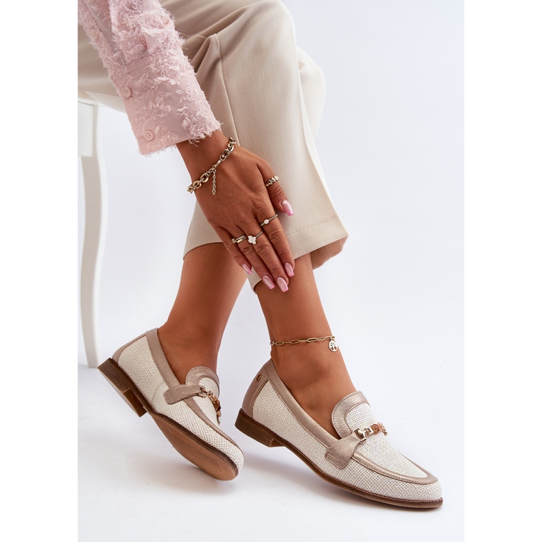 Kožne mokasine sa zlatnim ukrasom Maciejka 06442-25 Zlato 1