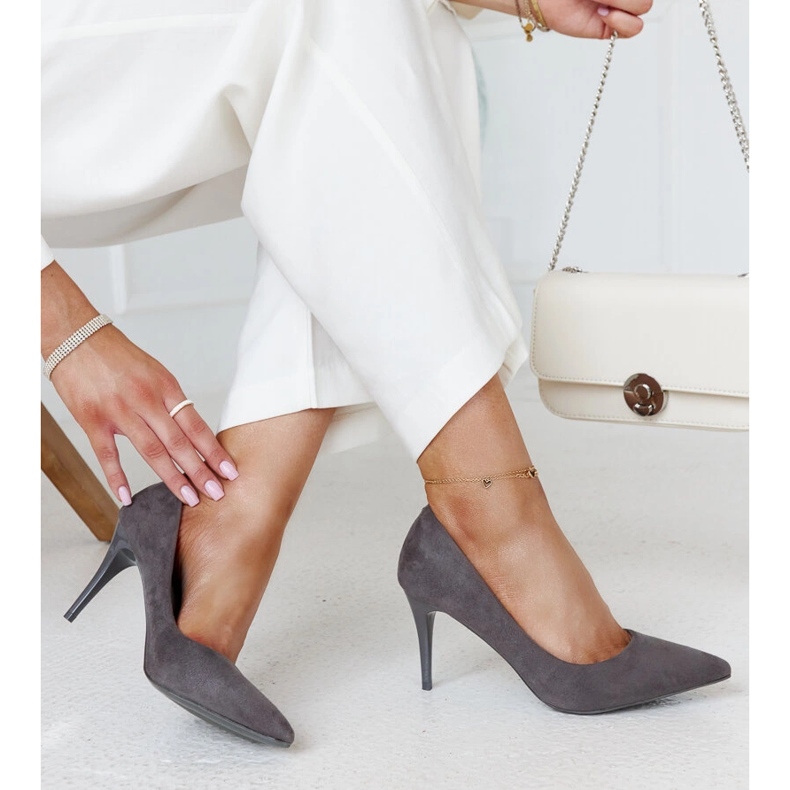 Sive štikle s kožnim umetkom Paume siva 1