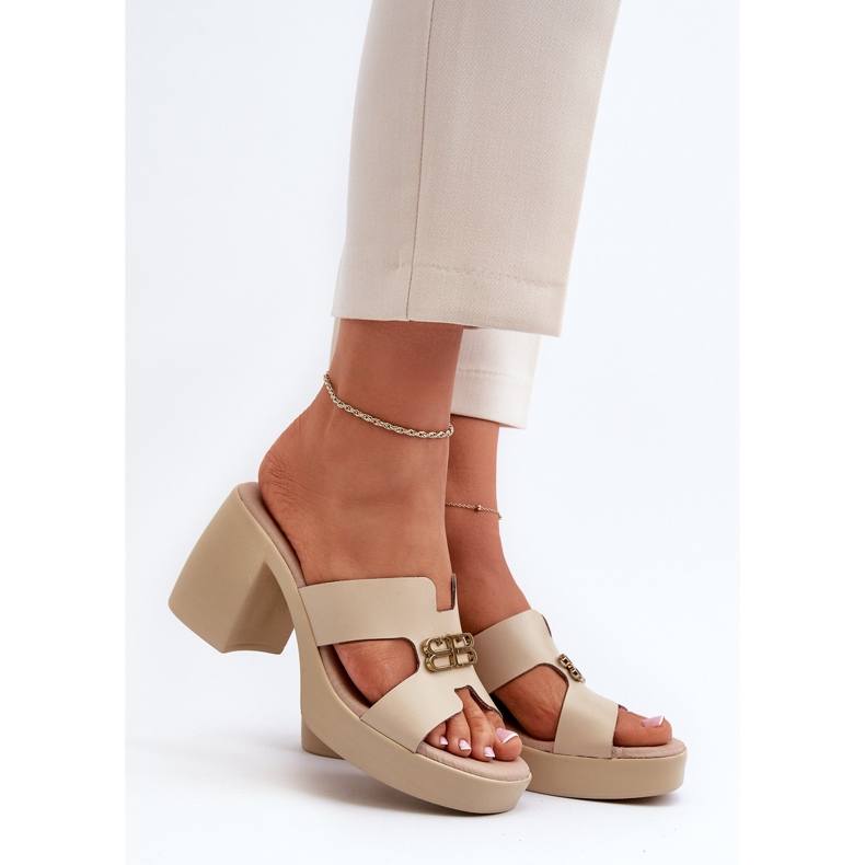 Zazoo 40419 Ženske kožne japanke s izrezima i ukrasima, bež 2