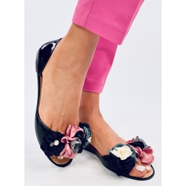 Meliske s cvjetovima Carmil Black crna 2