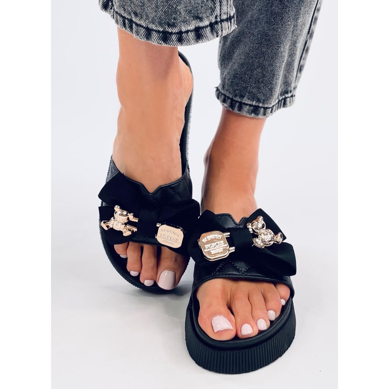 Brandis Black gold japanke s medvjedićem crno 1