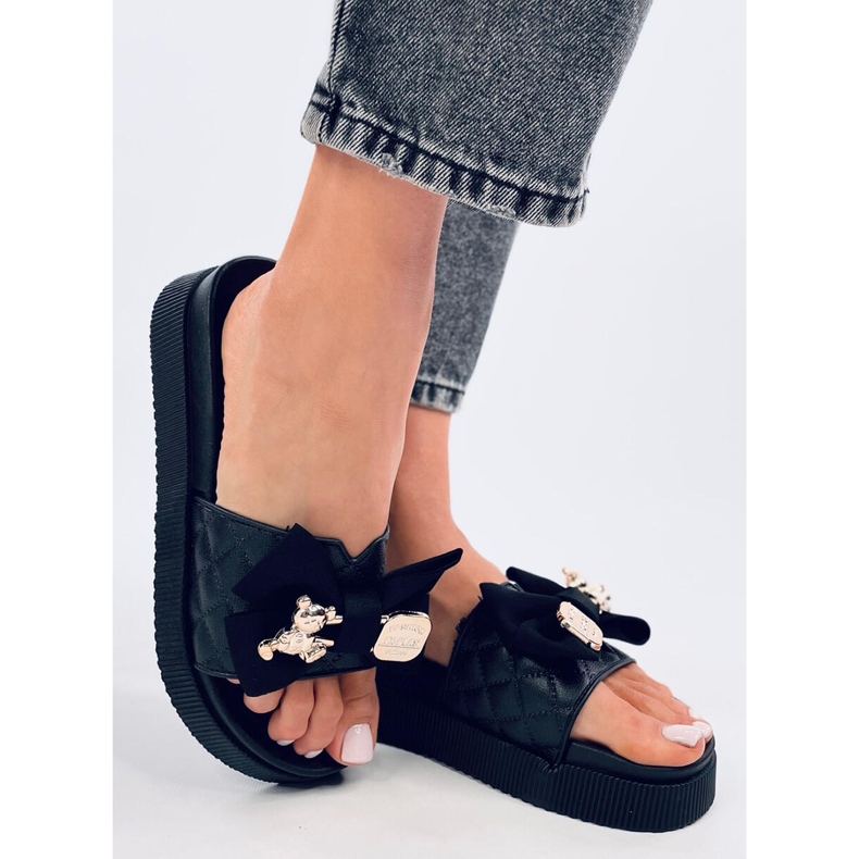 Brandis Black gold japanke s medvjedićem crna 2