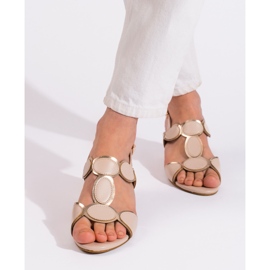 Goodin Bež ženske sandale sa kopčom 2
