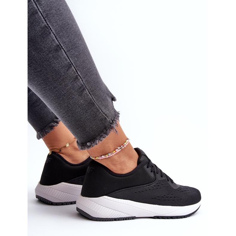 Ženska sportska obuća 4F 4FRSS24FSPOF056 crna 1