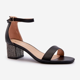 Ženske sandale od eko kože sa ukrašenom visokom petom, crne boje Wiatalia crno 1