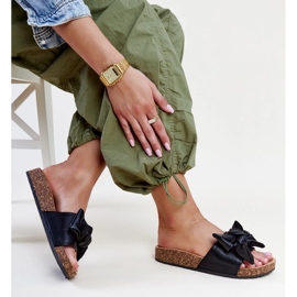 Crne japanke s plutenim potplatom i petresa mašnom crna 1