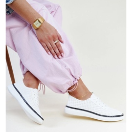 Bijelo-crne ažur tenisice Biserka bijela 1